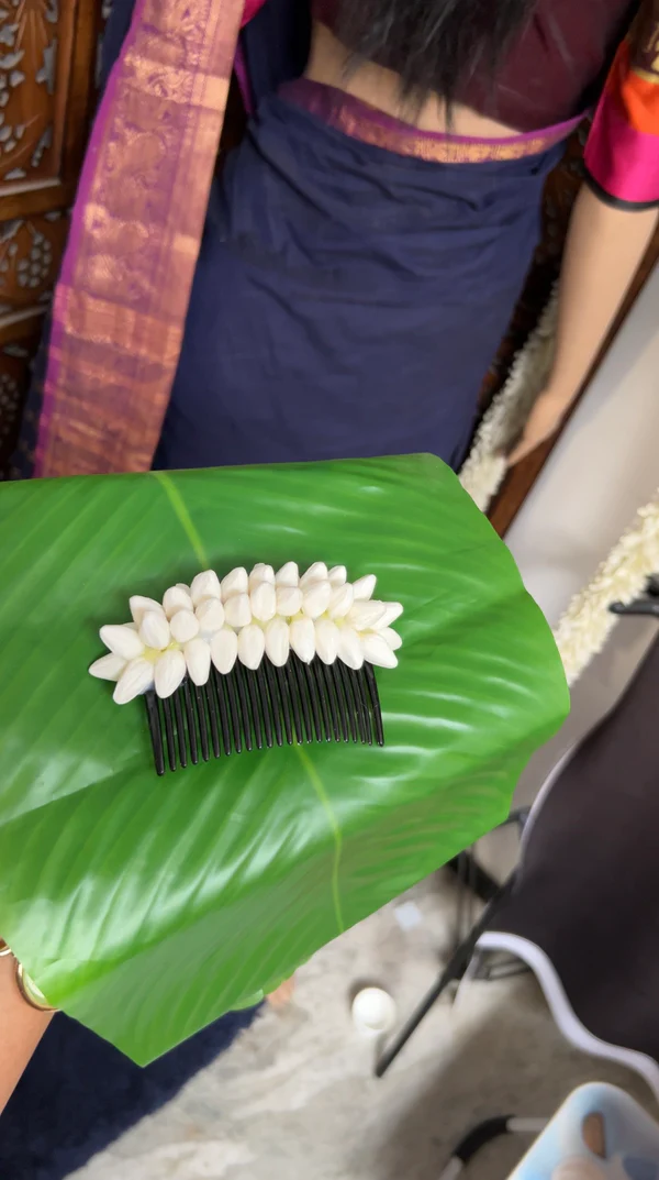 Jasmine Comb